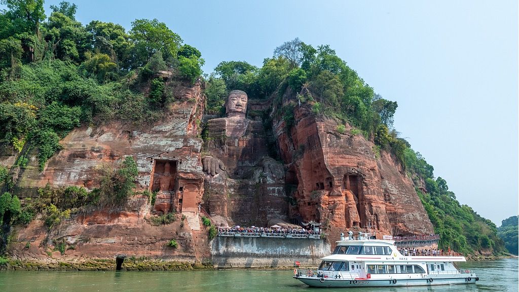 The Mountain That Became a Buddha