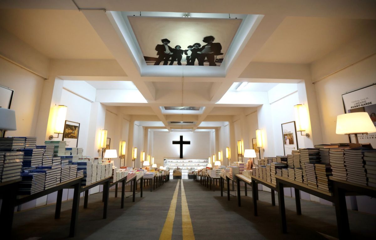 A City Steeped in Ink: A Literary Journey Through Nanjing