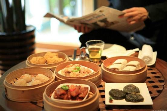 The Joyful Chaos of Yum Cha: How to Eat Dim Sum Like a Local in Guangzhou