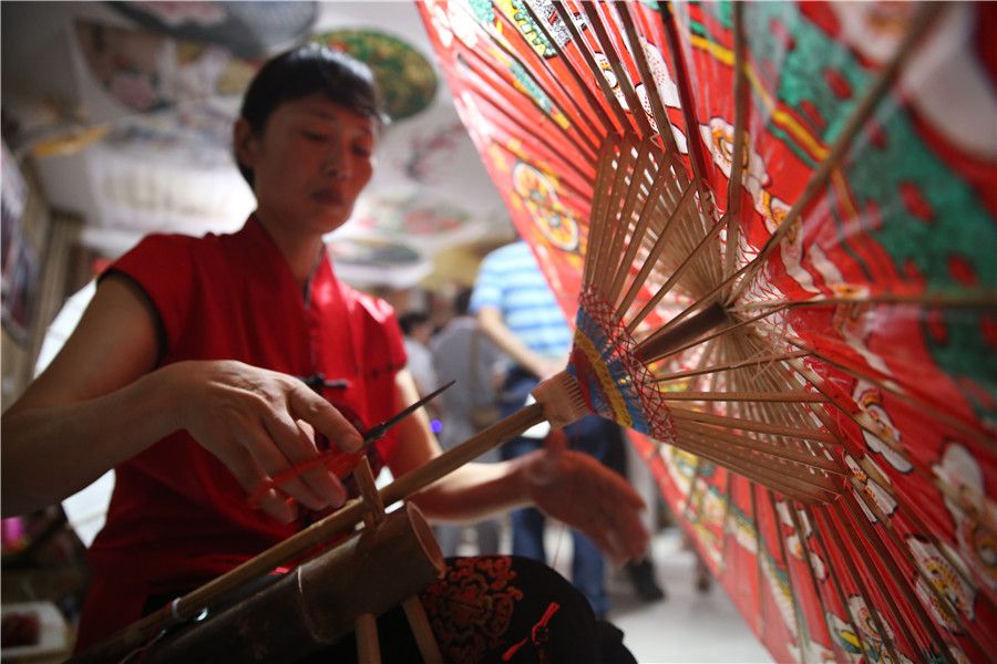 More Than Rain Protection: Crafting a Piece of Poetic History in China