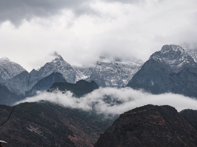 A Walk on the Edge of the World: Hiking China's Epic Tiger Leaping Gorge