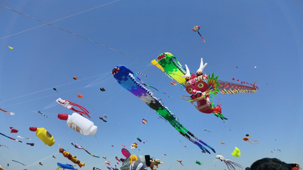 Building a Dragon: How to Craft Your Own Soaring Work of Art in China's Kite Capital